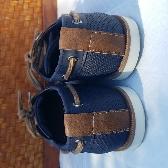 Men's Boat Shoe 8M - Picture 4 of 8